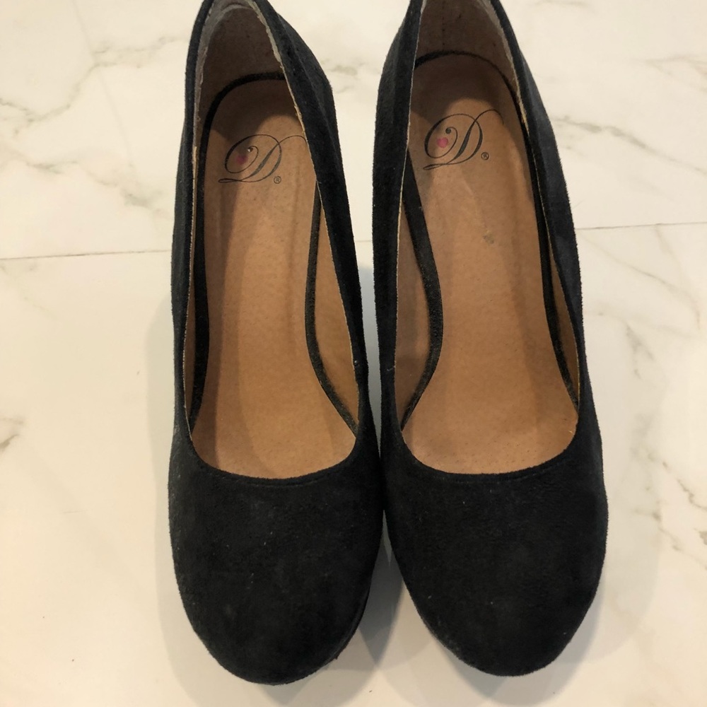 Black suede wedges